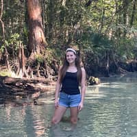 Sitter Profile Image: Anna G.