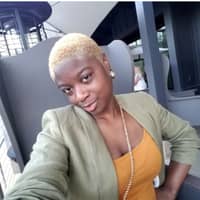 Sitter Profile Image: Dionne W.