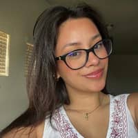 Sitter Profile Image: Paola V.