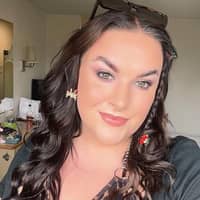 Sitter Profile Image: Mhairi K.