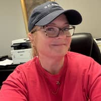 Sitter Profile Image: Jennifer E.