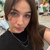 Sitter Profile Image: Delaney H.