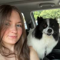 Sitter Profile Image: Alexa H.