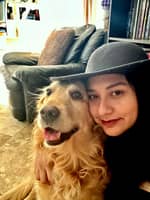 Sitter Profile Image: April H.