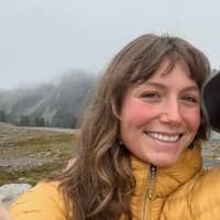 Sitter Profile Image: Olivia L.