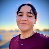 Sitter Profile Image: Elizabeth V.