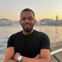 Sitter Profile Image: Topo R.