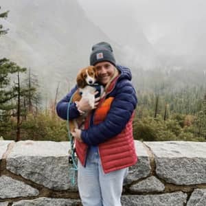 Sitter Profile Image: Mandy F.