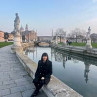 Immagine del profilo del sitter: Edra R.