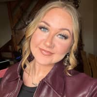 Sitter Profile Image: Karis M.