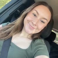 Sitter Profile Image: Nicole W.