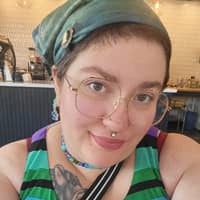 Sitter Profile Image: Sara S.