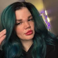 Sitter Profile Image: Ashley U.