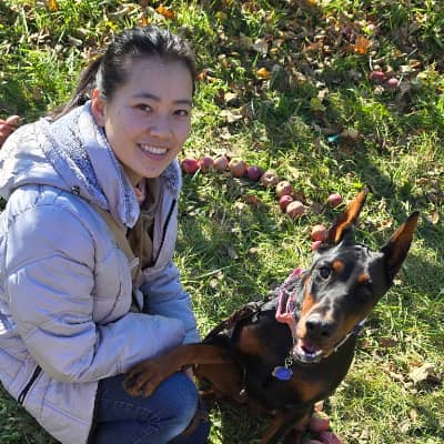 Sitter Profile Image: Yunching S.