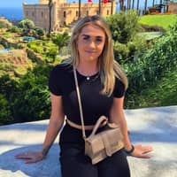 Sitter Profile Image: Kate L.