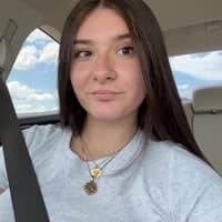 Sitter Profile Image: Dakota S.