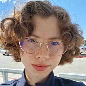 Sitter Profile Image: Serena G.