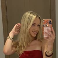 Sitter Profile Image: Bella P.