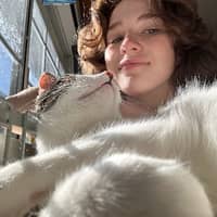 Sitter Profile Image: Lainey F.