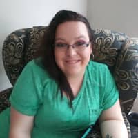 Sitter Profile Image: April L.