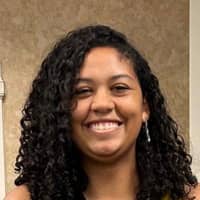 Sitter Profile Image: Abigail L.