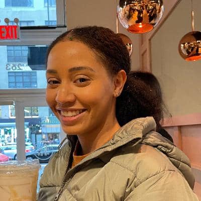 Sitter Profile Image: Denisse C.