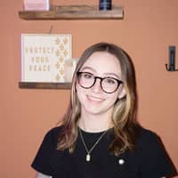 Sitter Profile Image: Laurel E.