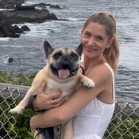 Sitter Profile Image: Sara S.