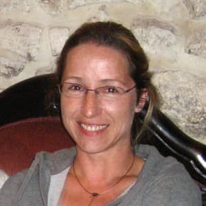 Sandra R.