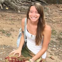 Sitter Profile Image: Courtney R.