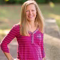 Sitter Profile Image: Mary R.