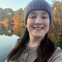 Sitter Profile Image: Elizabeth D.