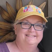 Sitter Profile Image: Donna W.