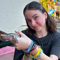 Sitter Profile Image: Catherine H.