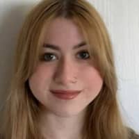 Sitter Profile Image: Isabelle F.