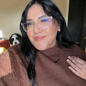 Sitter Profile Image: Raquel P.