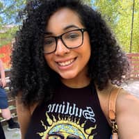 Sitter Profile Image: Sabrina S.