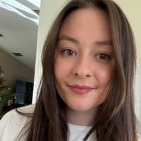 Sitter Profile Image: Lillian C.