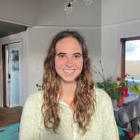 Sitter Profile Image: Ophélie D.