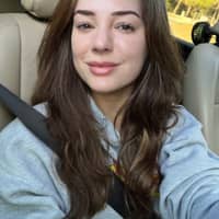 Sitter Profile Image: Emily K.