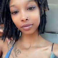 Sitter Profile Image: Di'Ara S.