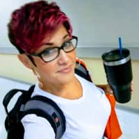 Sitter Profile Image: Elaine L.