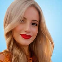 Sitter Profile Image: Sharlene P.