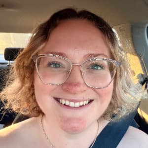 Sitter Profile Image: Kylie F.