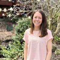 Sitter Profile Image: Lindsay A.