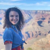 Sitter Profile Image: Madesyn D.