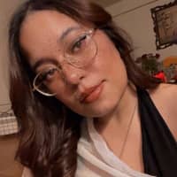 Sitter Profile Image: Maria L.