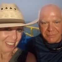 Sitter Profile Image: Debra W.