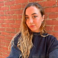 Sitter Profile Image: Sophia S.