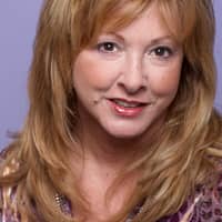 Sitter Profile Image: Laura A.